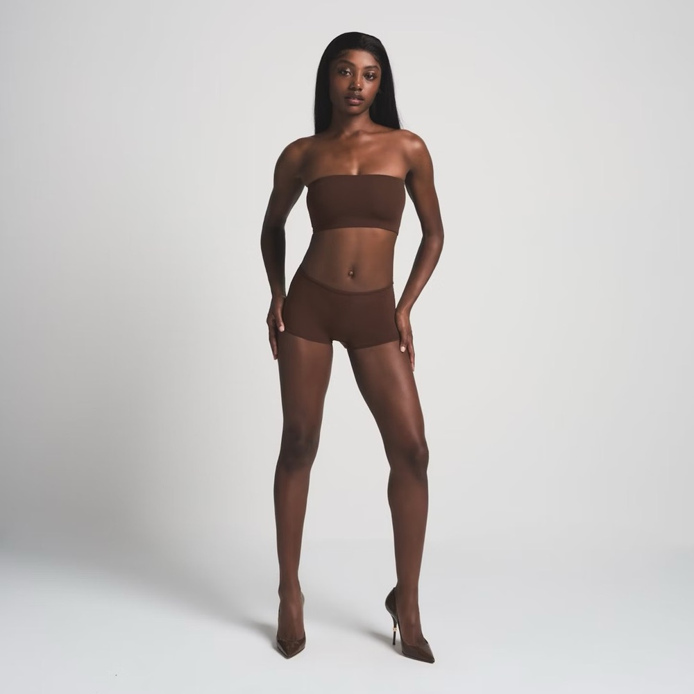 SKIMS Fits Everybody Bandeau - Picture 3 of 8